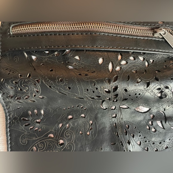 Patricia Nash Lanza Crossbody - Picture 16 of 17